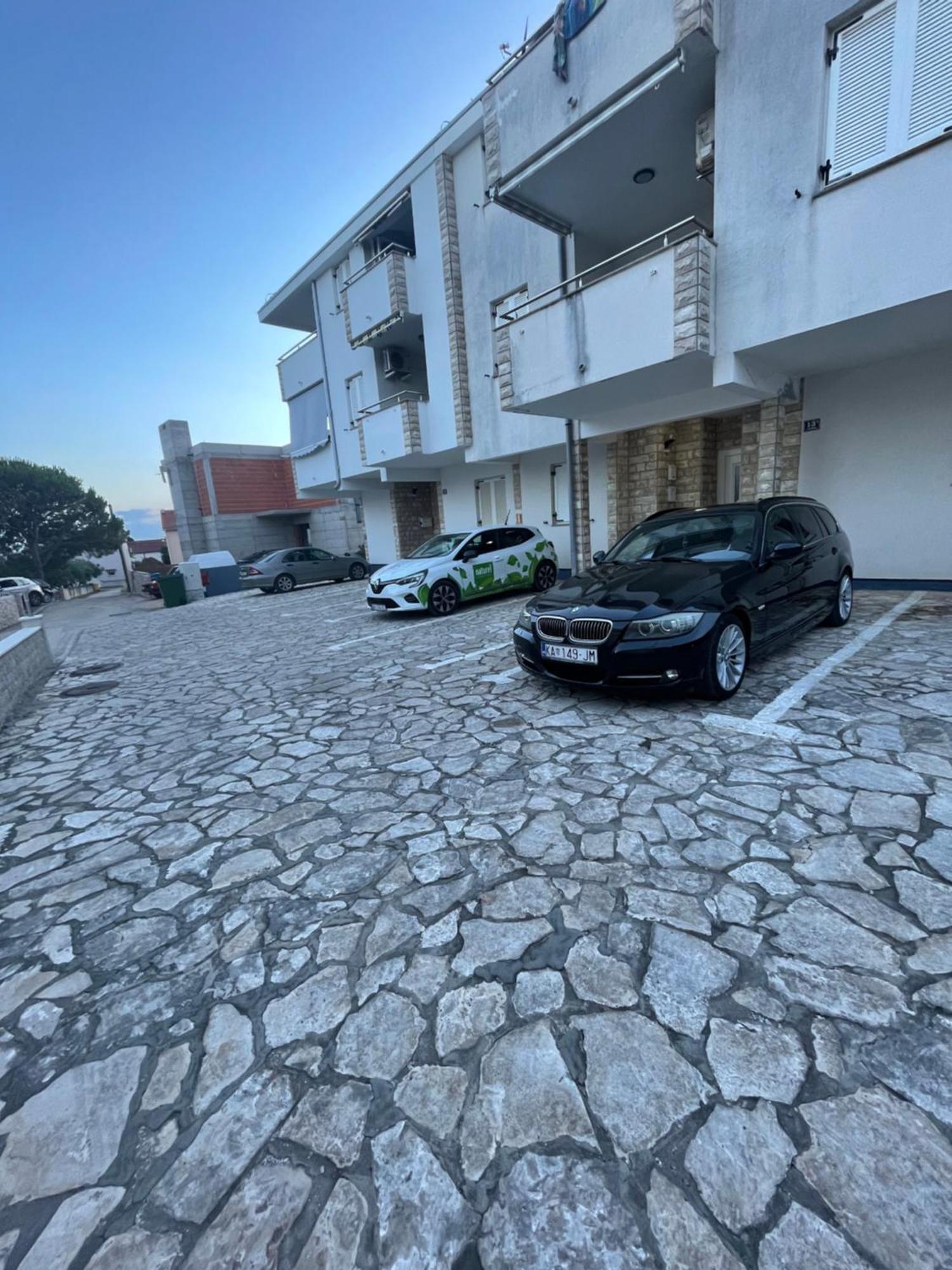 Ferienwohnung Melani*** Novalja Exterior foto